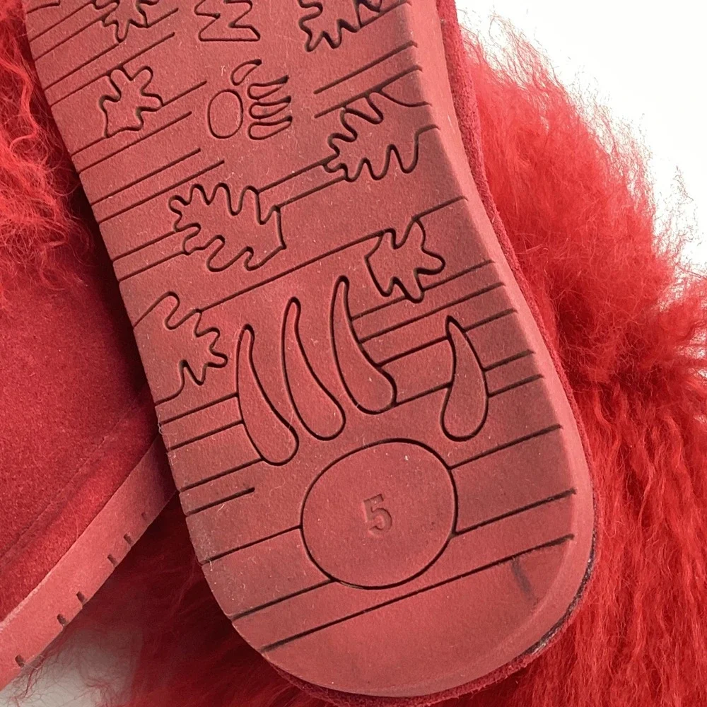 Bearpaw Boetis Kids Red Suede Curly Lamb Hair Boots Size 5 Yeti Kidcore Fuzzy